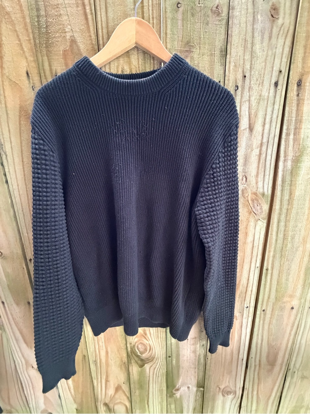 Louis Vuitton
Black Rue Du Pont Waffle Knit Sweater
